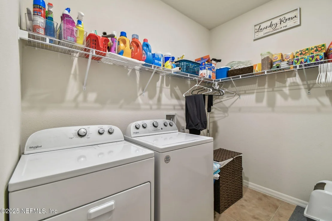 Photo of 182 MYRTLE OAK Court