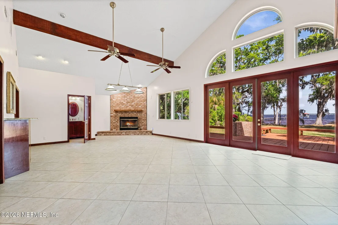 Photo of 4841 RAGGEDY POINT Road