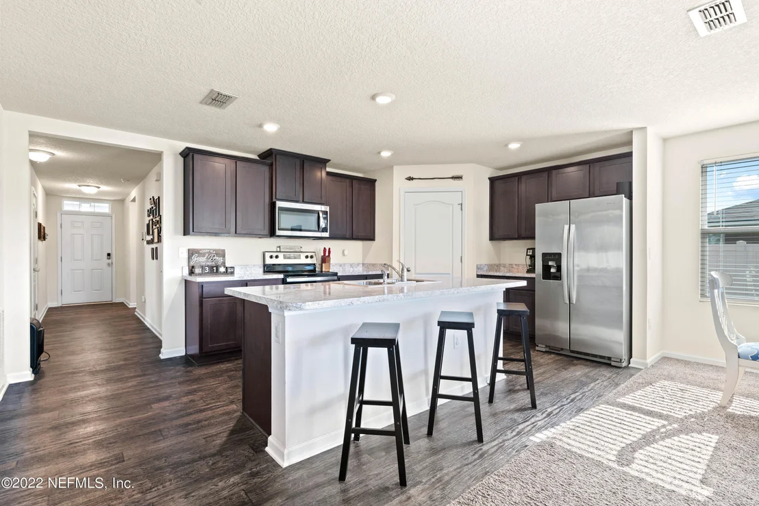 Photo of 6206 PAINT MARE Lane