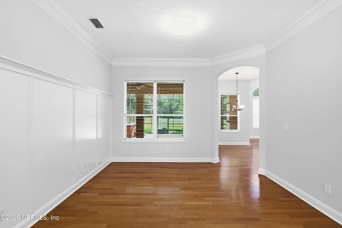 Photo of 1427 EAGLE CROSSING Drive
