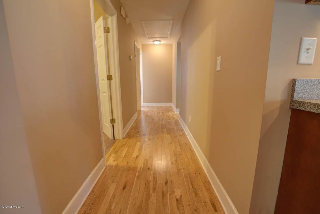 Photo of 5513 COMMERCE Street