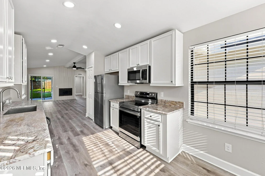Photo of 1353 SIOUX Street