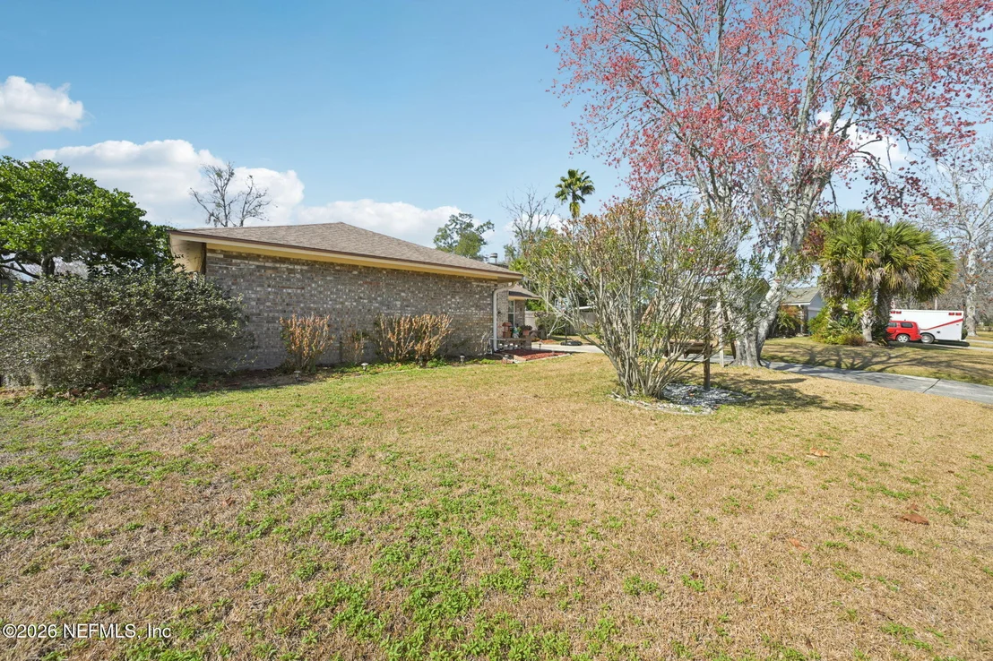 Photo of 2749 RICHARDS Road