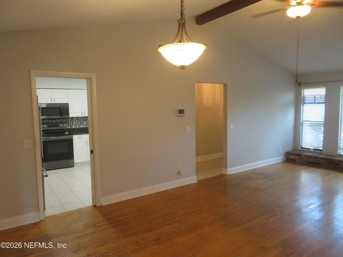 Photo of 5302 HICKSON Road