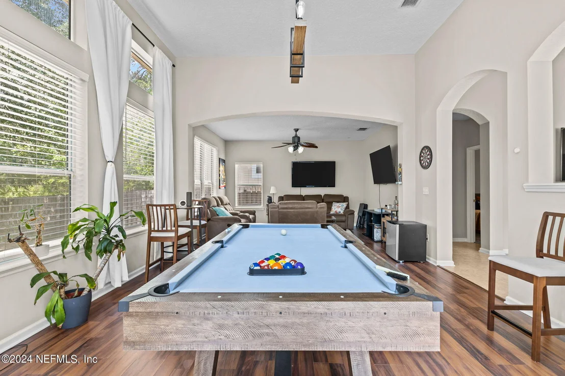 Photo of 6044 WHITE TIP Road