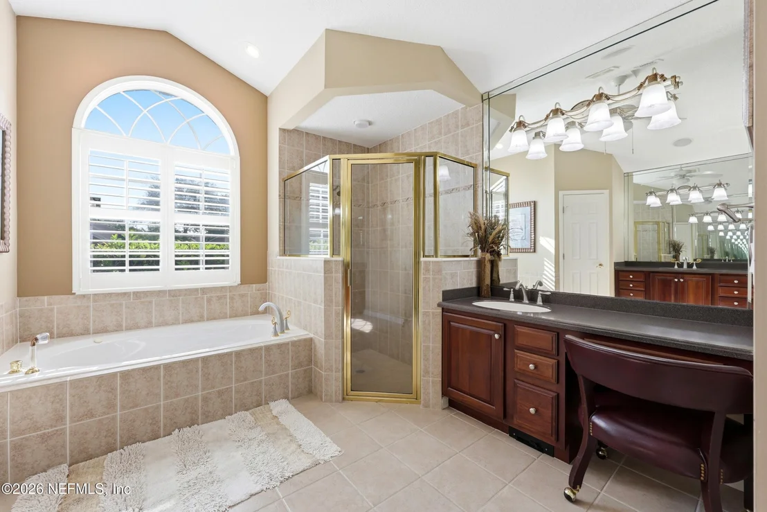 Photo of 1140 HIDEAWAY Drive N