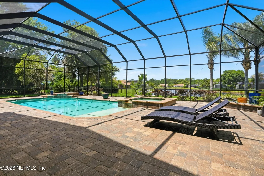 Photo of 430 SUMMERSET Drive