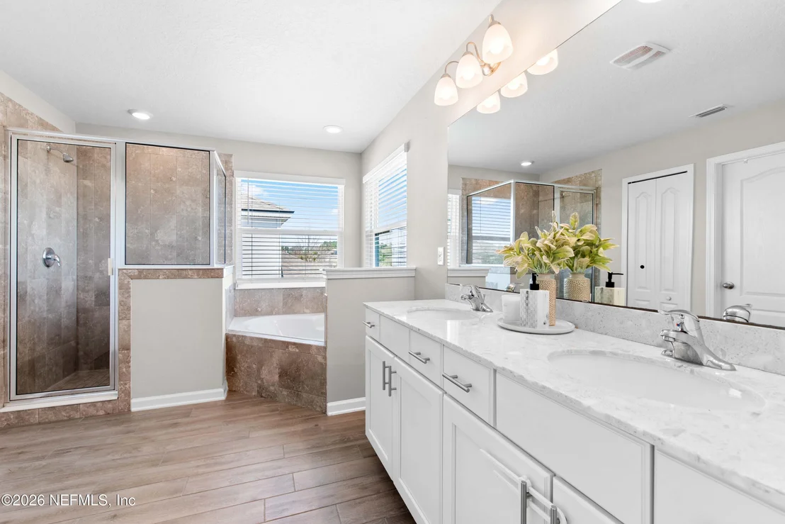 Photo of 3906 HEATHERBROOK Place