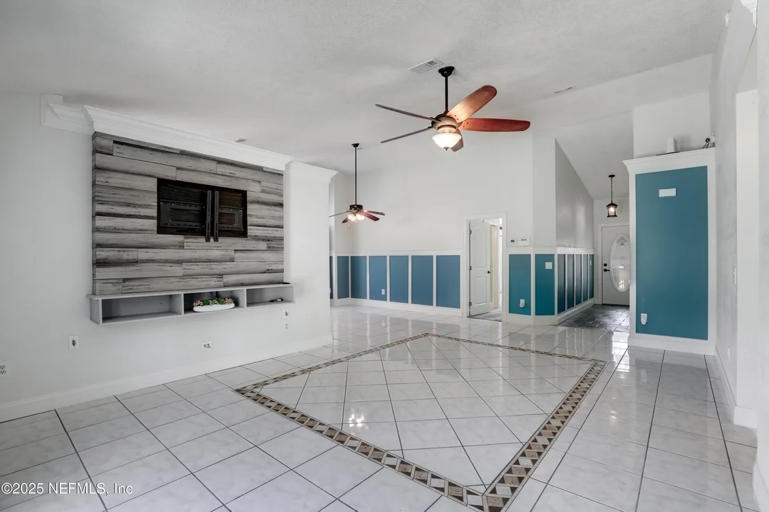 Photo of 4752 RIVERINE Drive