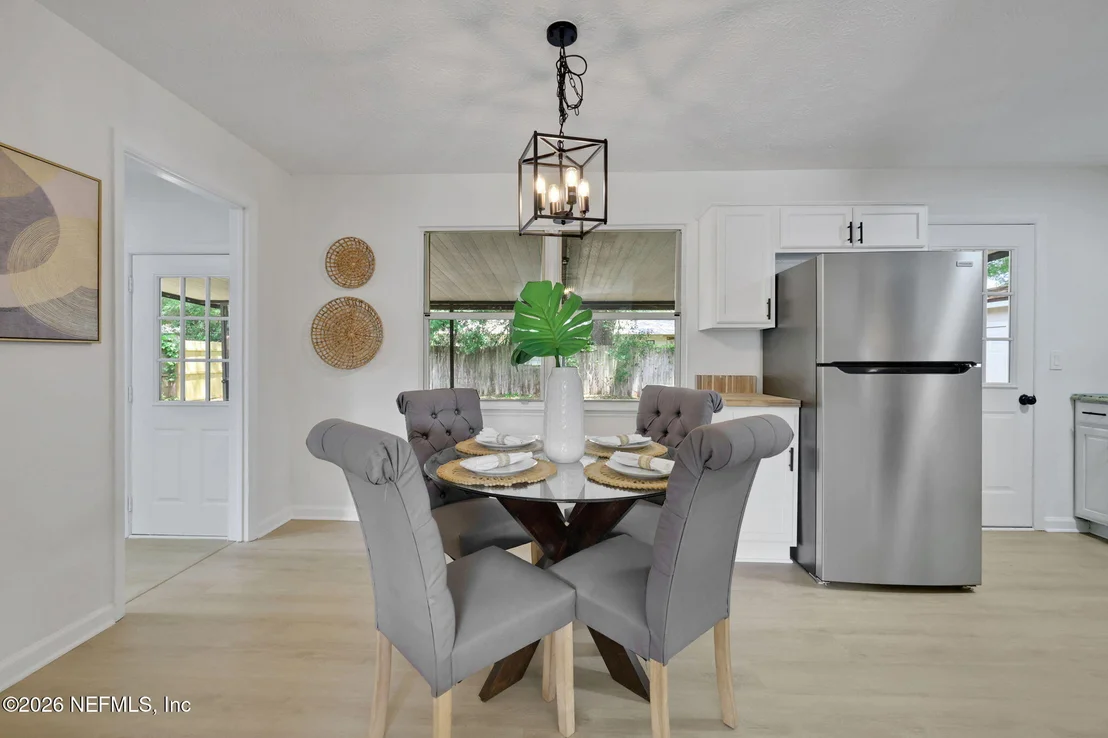 Photo of 4435 RAINER Road