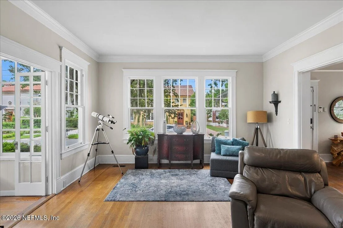 Photo of 1853 POWELL Place