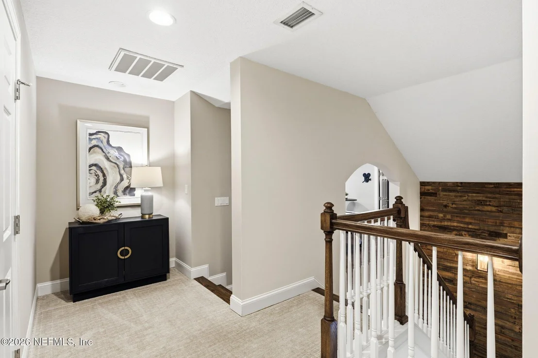 Photo of 189 ST JOHNS FOREST Boulevard