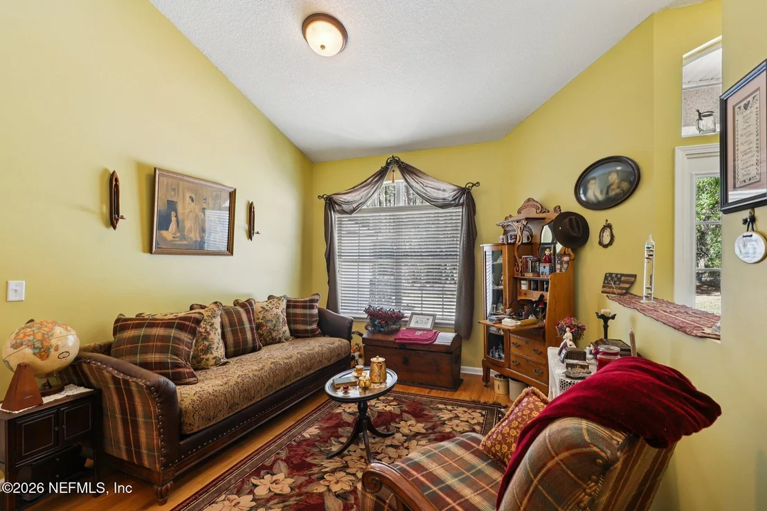 Photo of 1229 CACTUS CUT Road