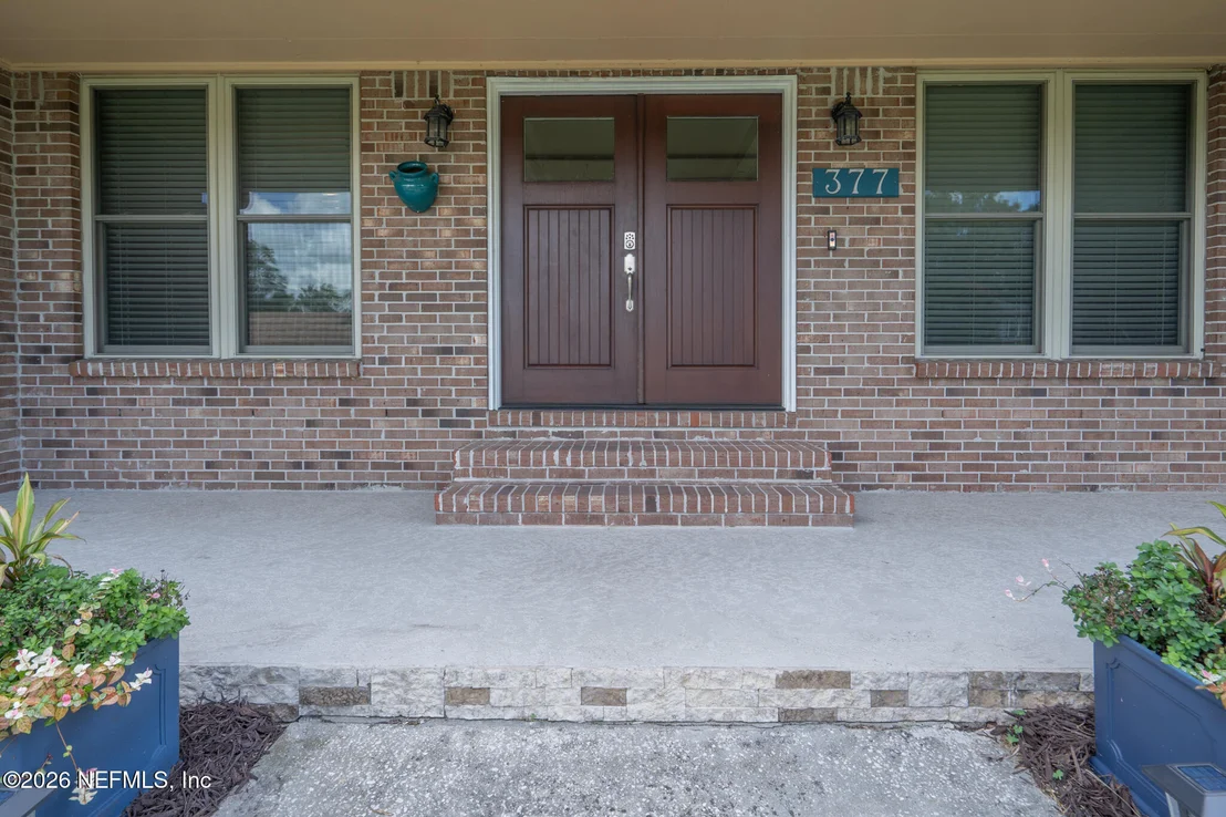 Photo of 377 FOXRIDGE Road
