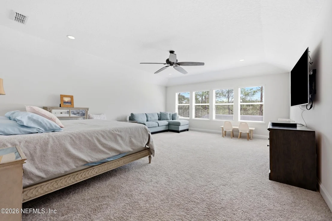 Photo of 383 MEDIO Drive