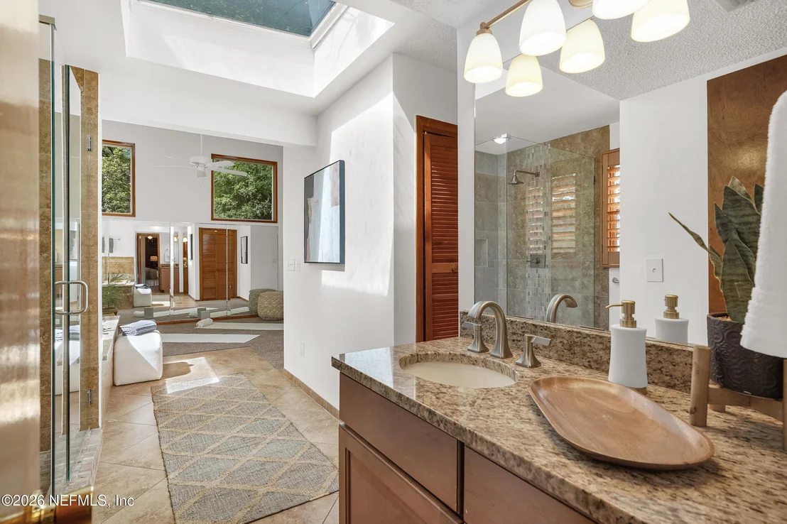 Photo of 3140 FOREST Circle