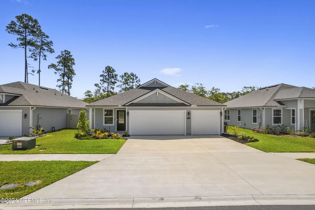 Photo of 65985 EDGEWATER Drive