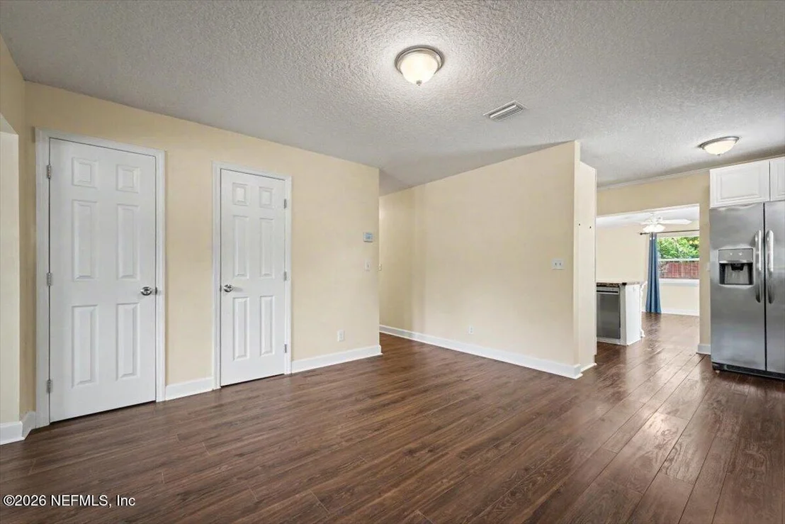 Photo of 2425 TULSA Road N