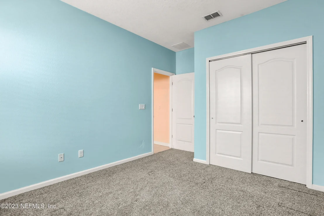 Photo of 724 BRIAR VIEW Drive