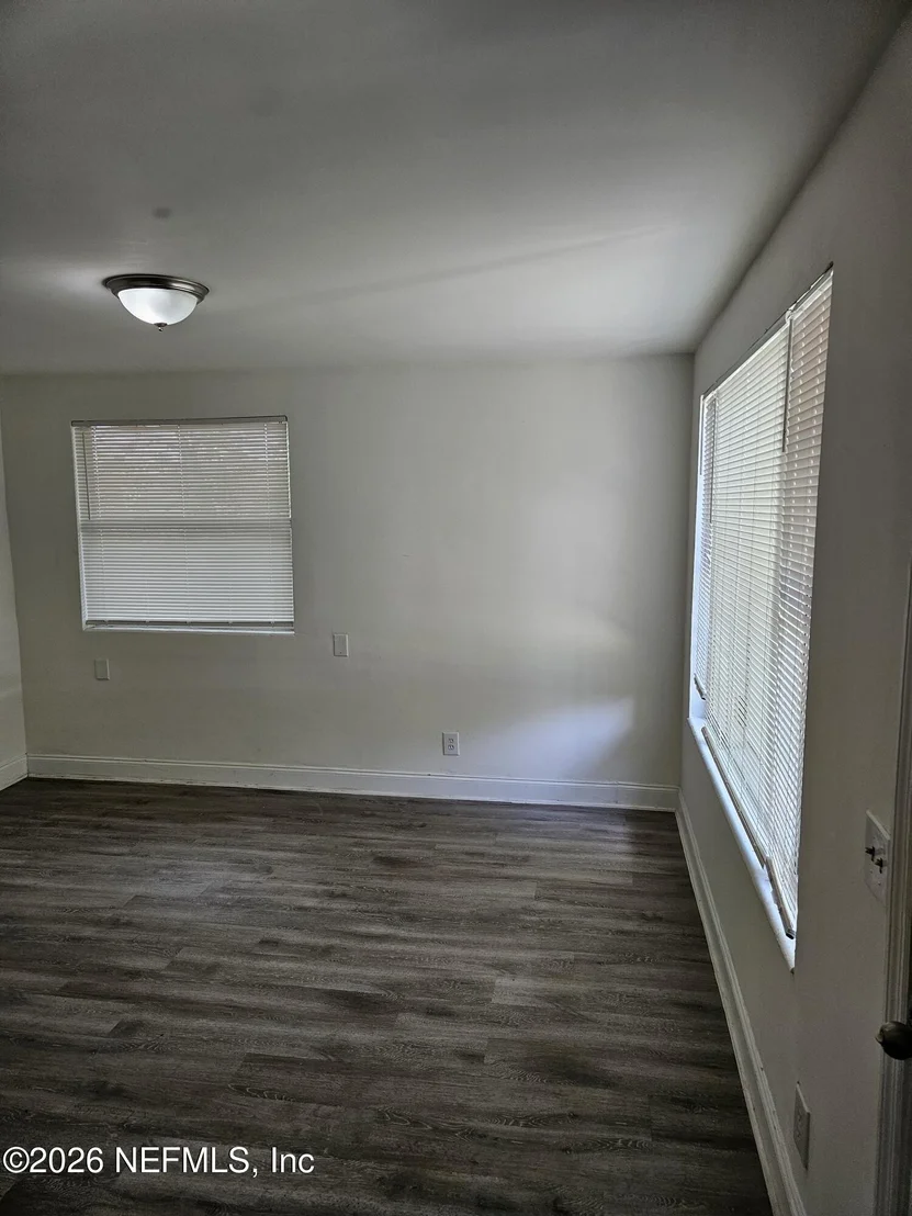 Photo of 2416 JOHNSON Avenue