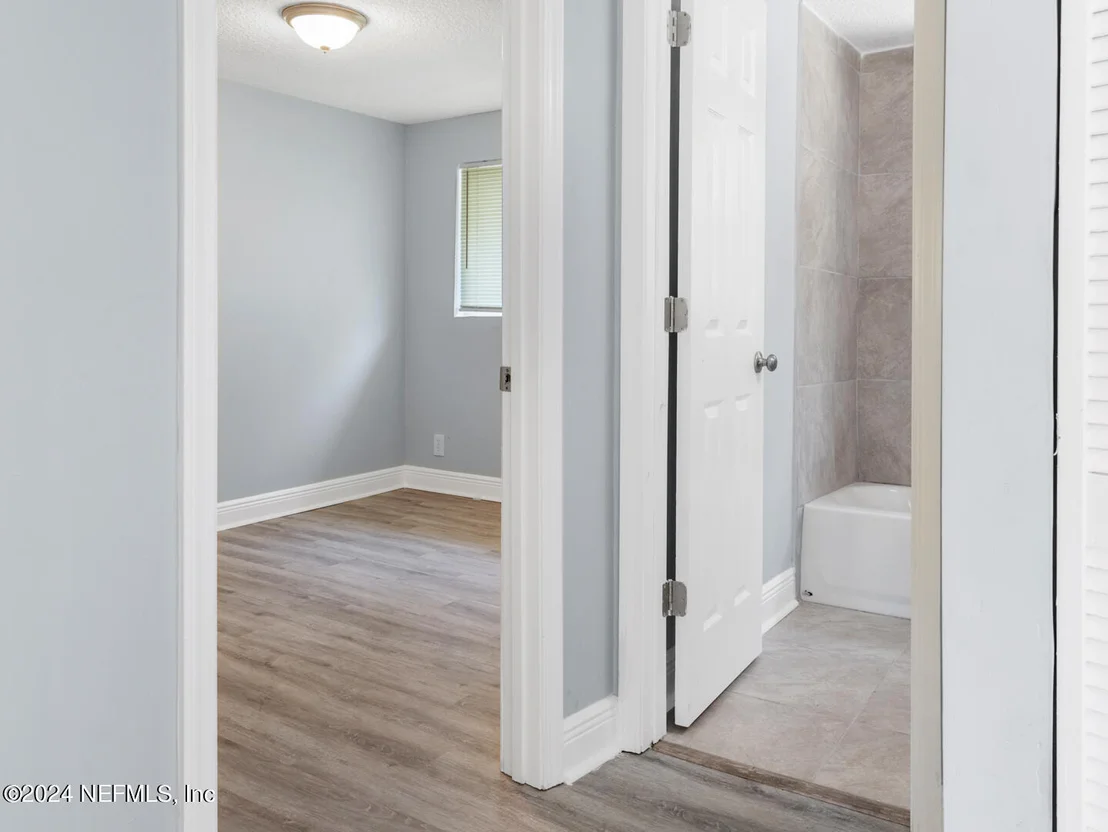 Photo of 5142 MONCRIEF Road