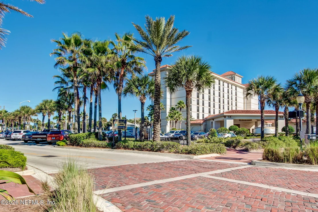 Photo of 330 GARDEN Lane