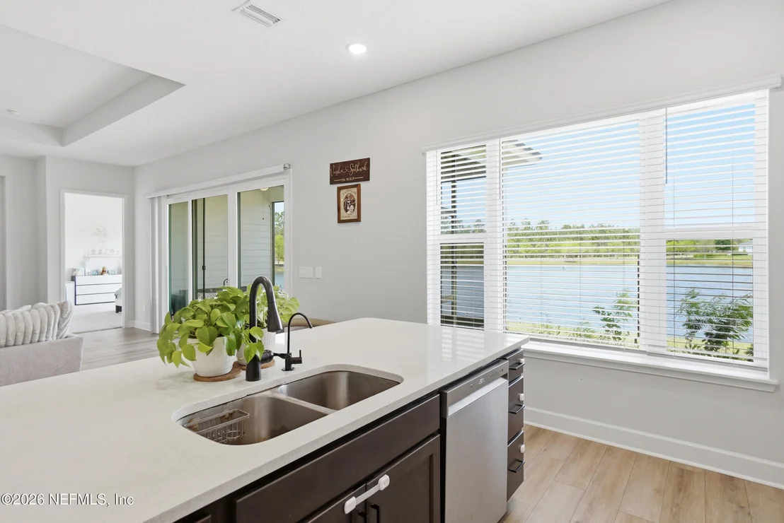 Photo of 49 DAWSON CREEK Way