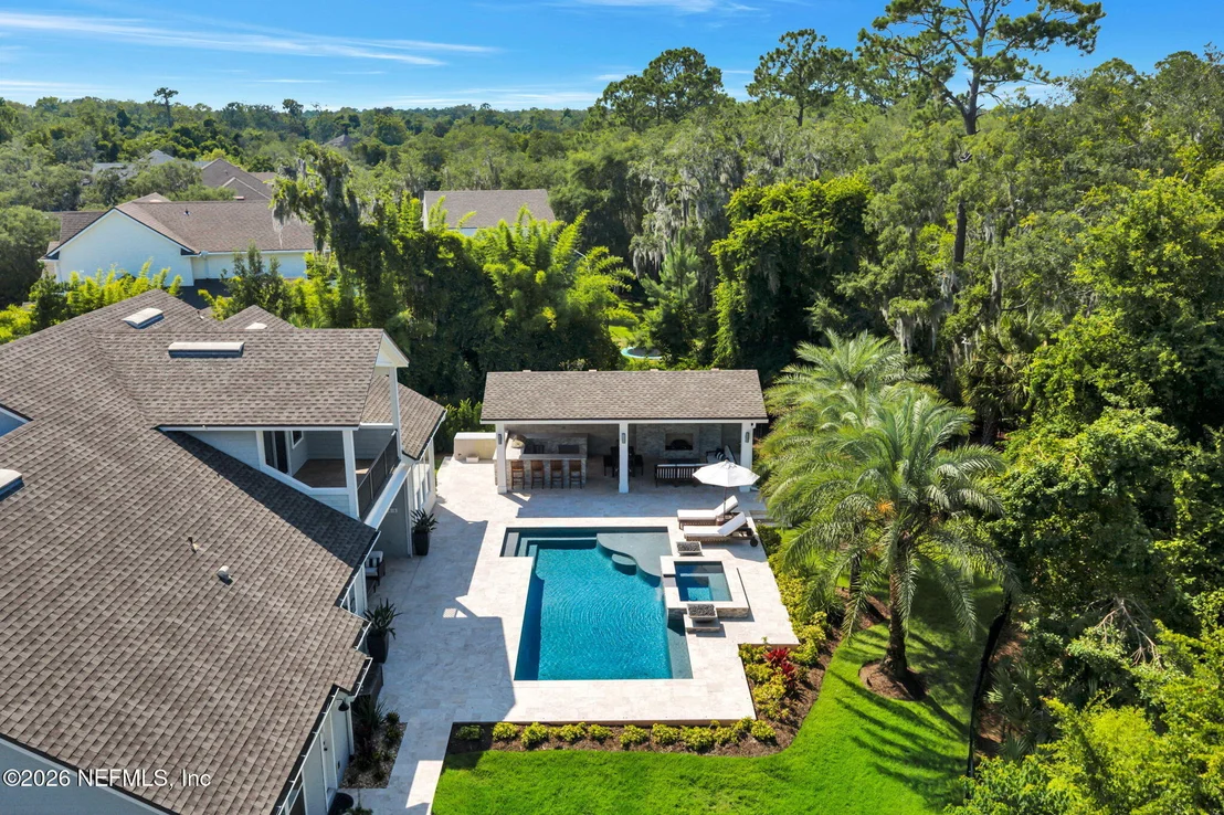 Photo of 122 SENORA Court