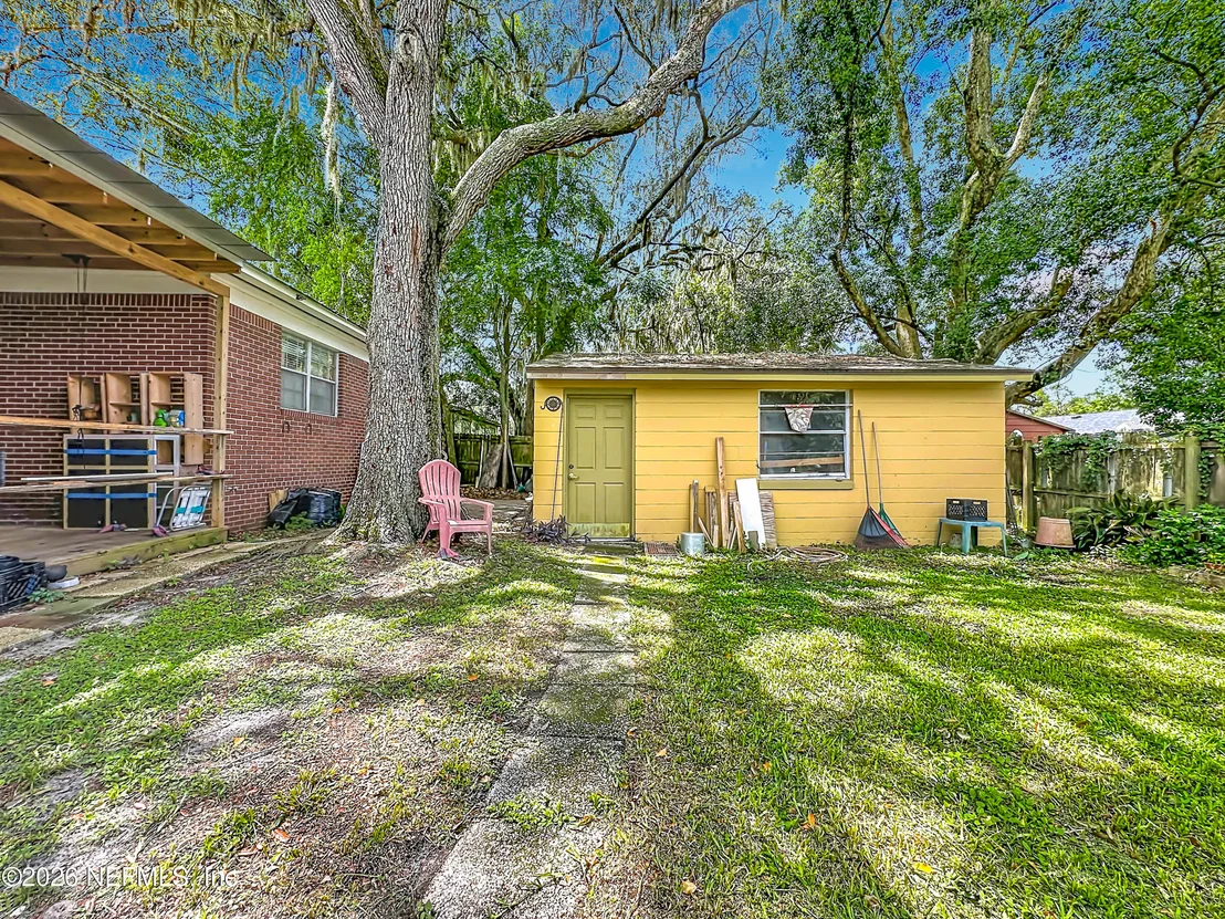 Photo of 7410 PINEVILLE Drive