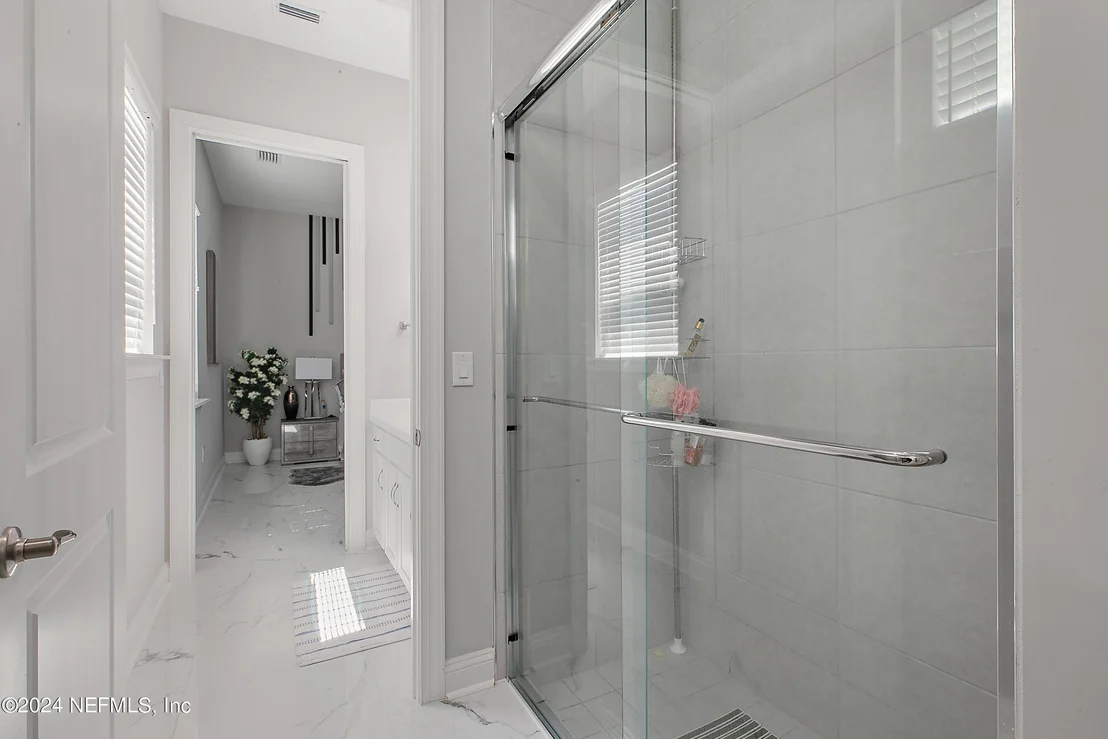 Photo of 10468 SILVERBROOK Trail