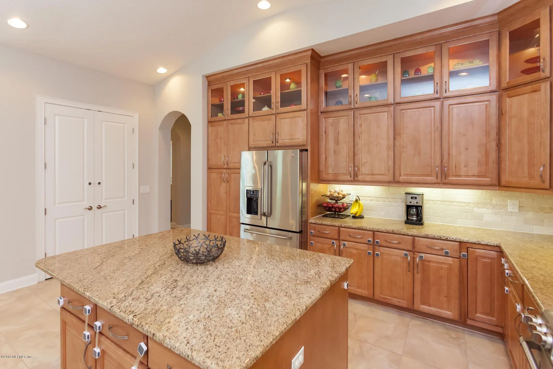 Photo of 216 VALE Drive