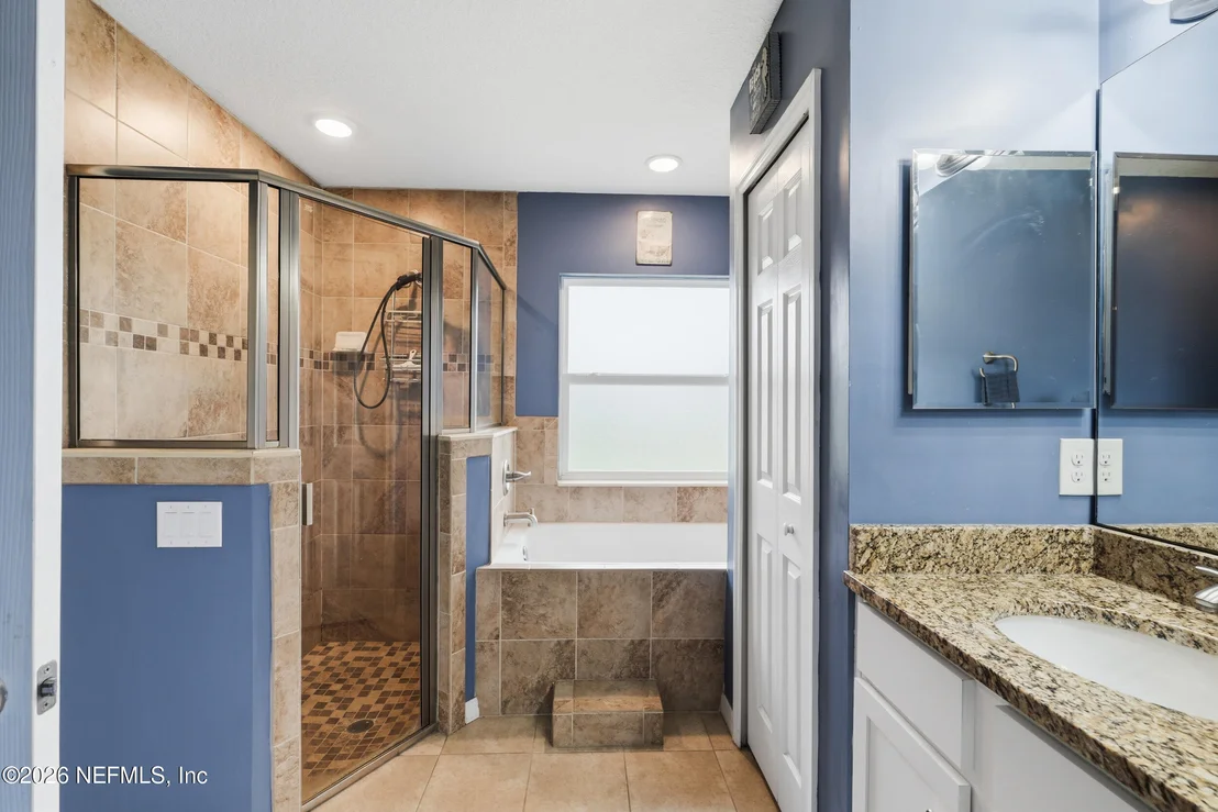 Photo of 2471 IRIS Street