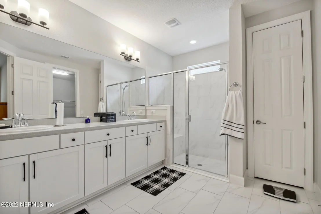 Photo of 185 ORCHARD Lane