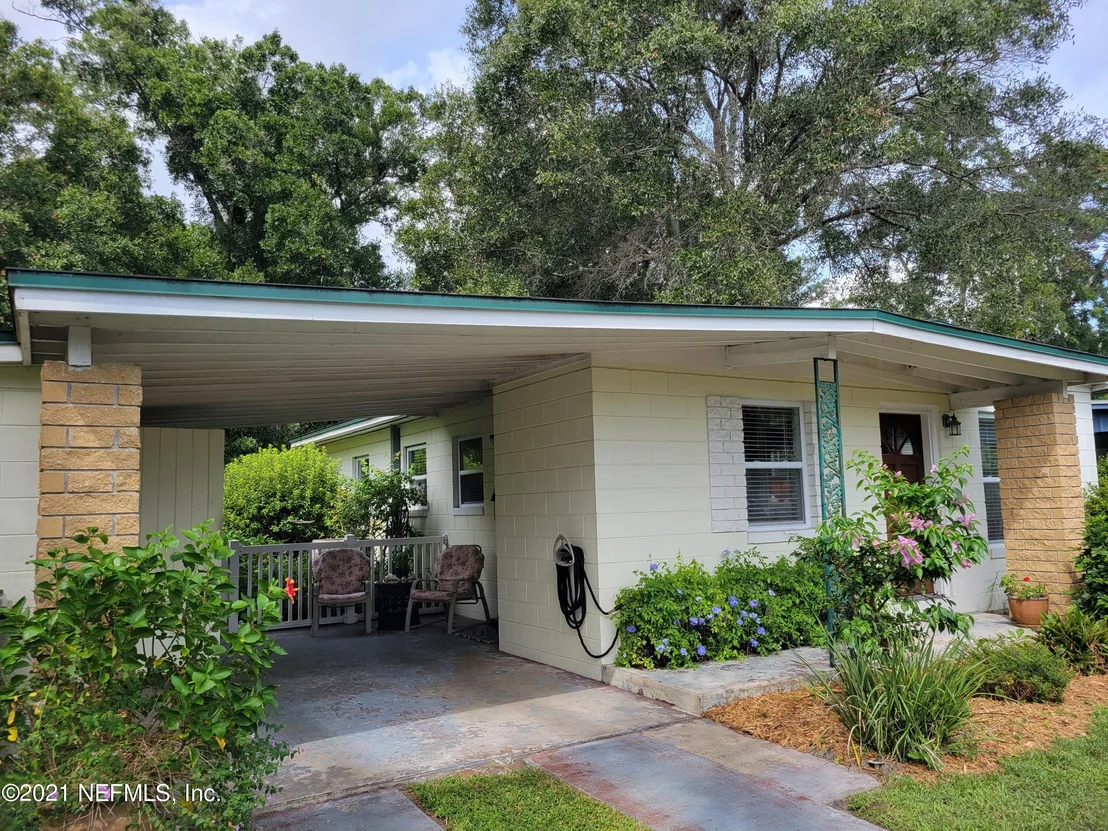Photo of 248 SPRING Street
