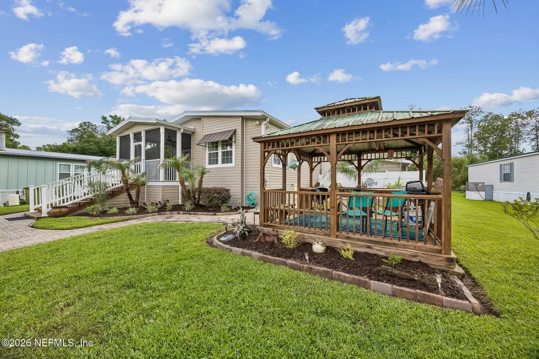 Photo of 329 PARADISE Circle