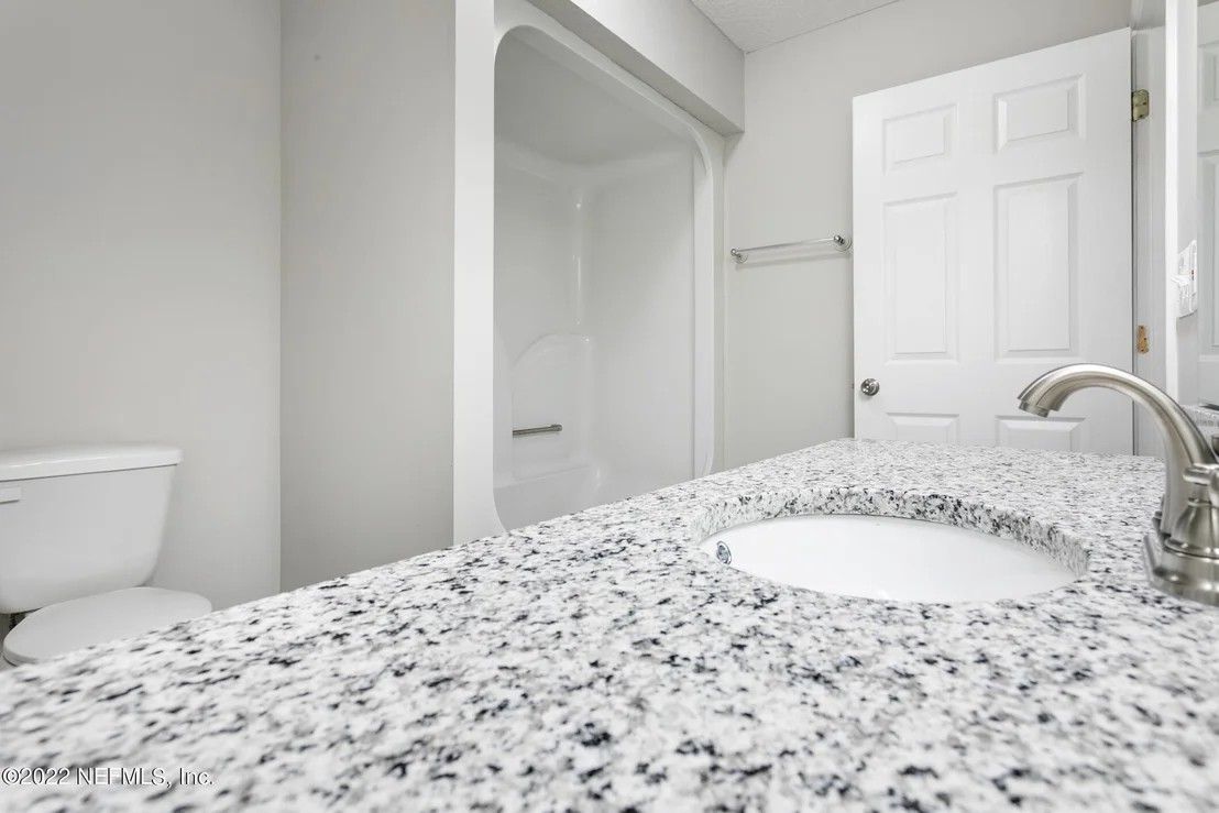 Photo of 48077 MERIDIAN Trail