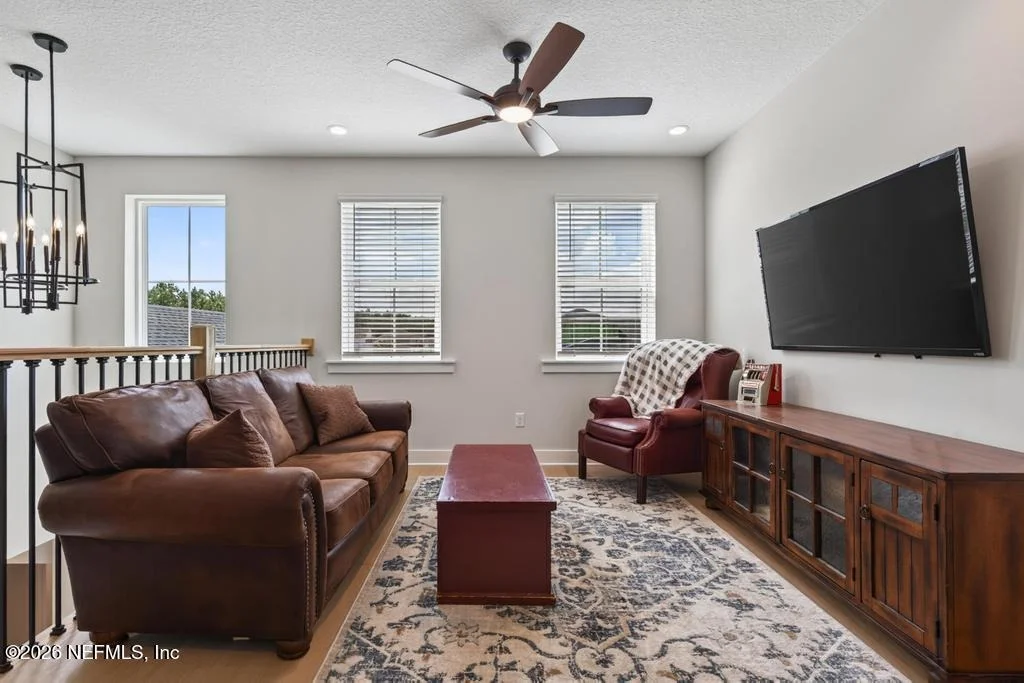 Photo of 329 SAPLING Terrace