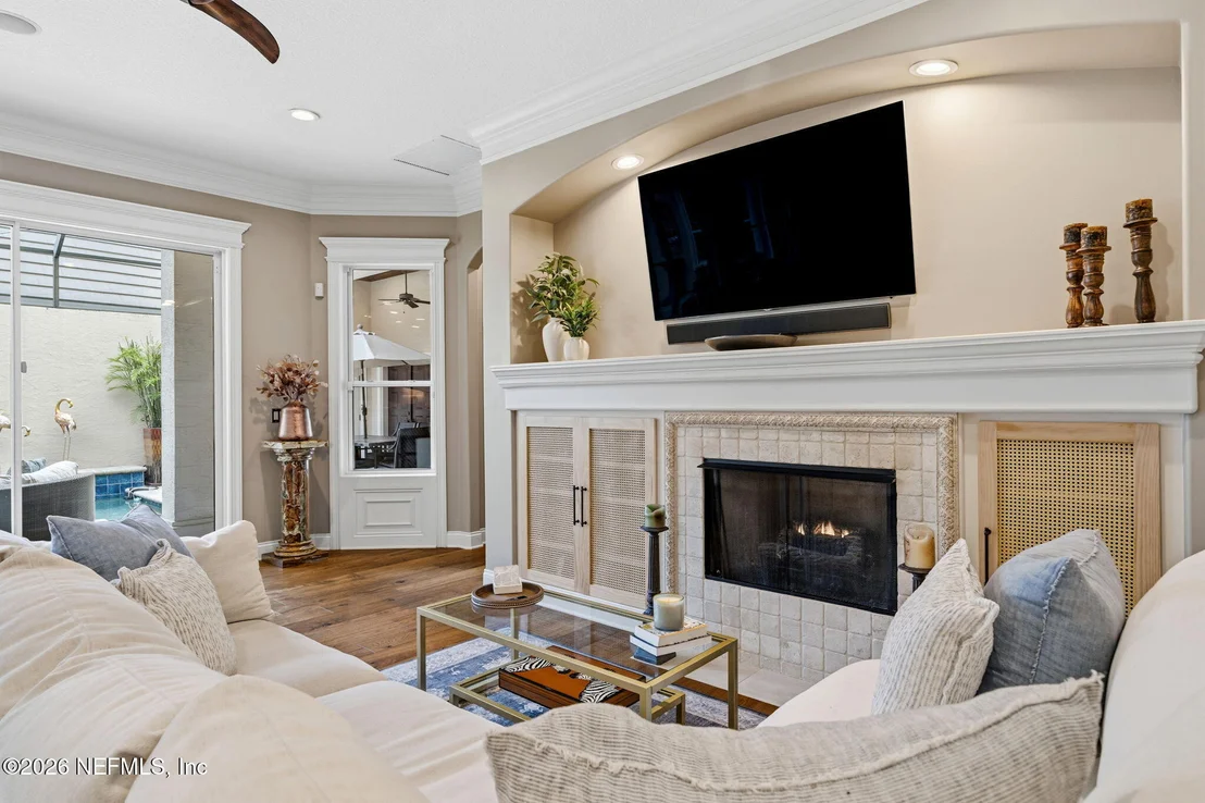 Photo of 105 LAUREL Way
