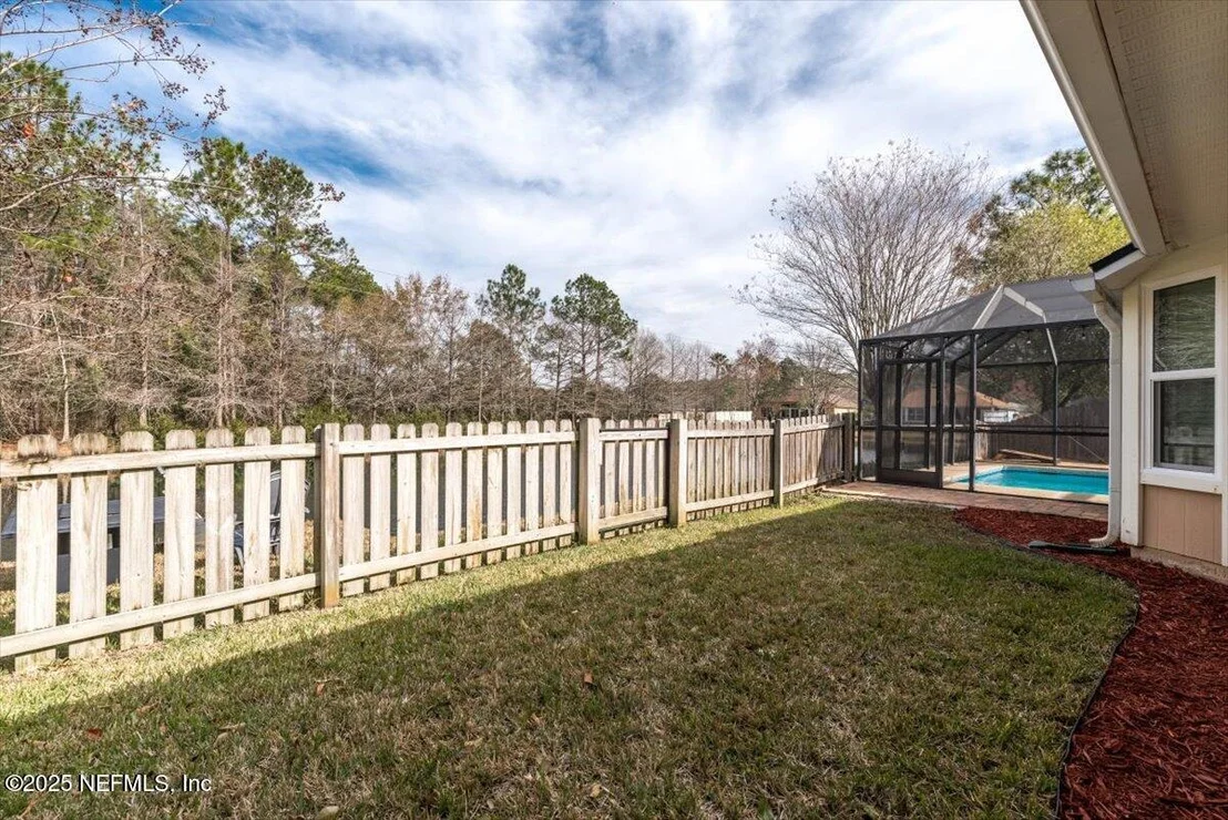 Photo of 184 SOUTHLAKE Drive