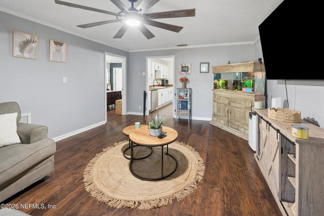 Photo of 10426 SLAY Road