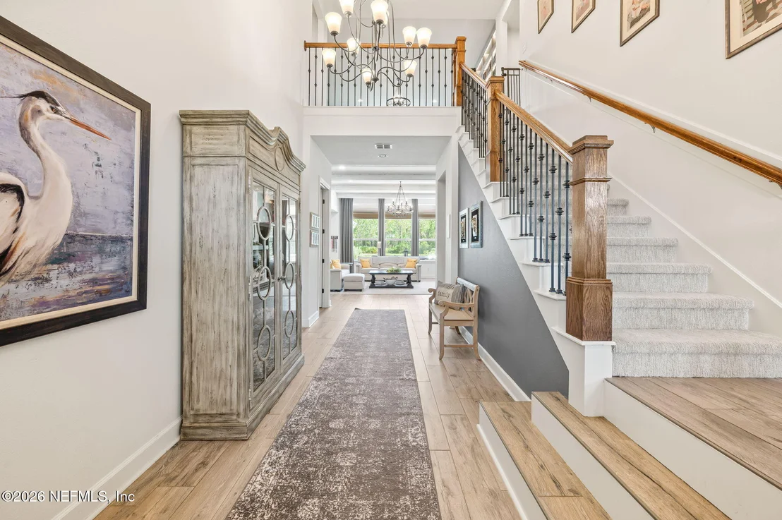 Photo of 681 GLENNEYRE Circle