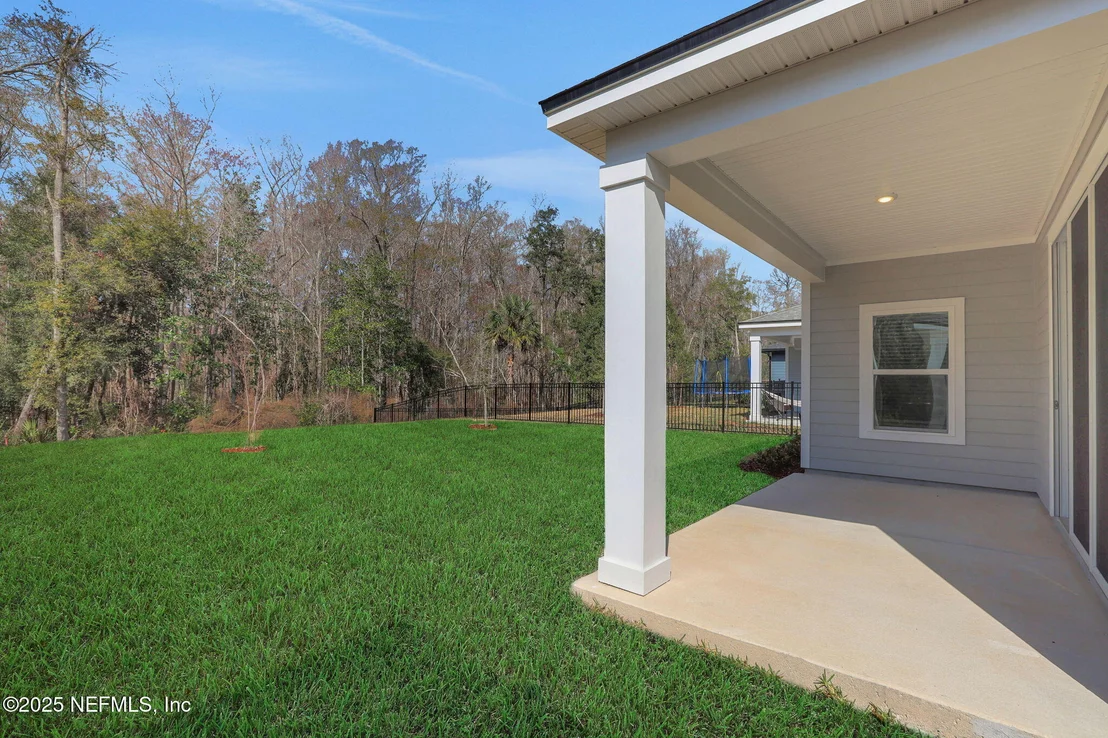 Photo of 486 FARMFIELD Drive