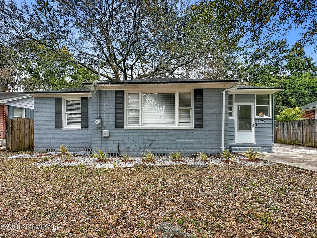 Photo of 1795 BARTRAM Circle W