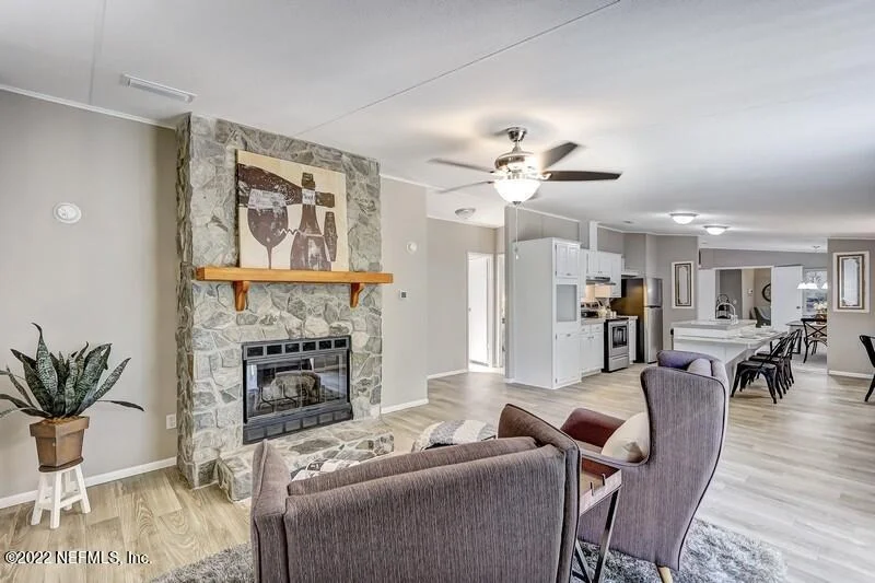 Photo of 13401 GROVER Road