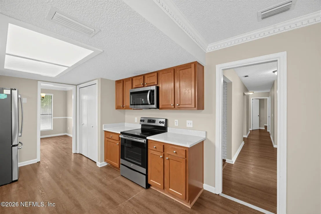 Photo of 977 SANDSTONE Drive