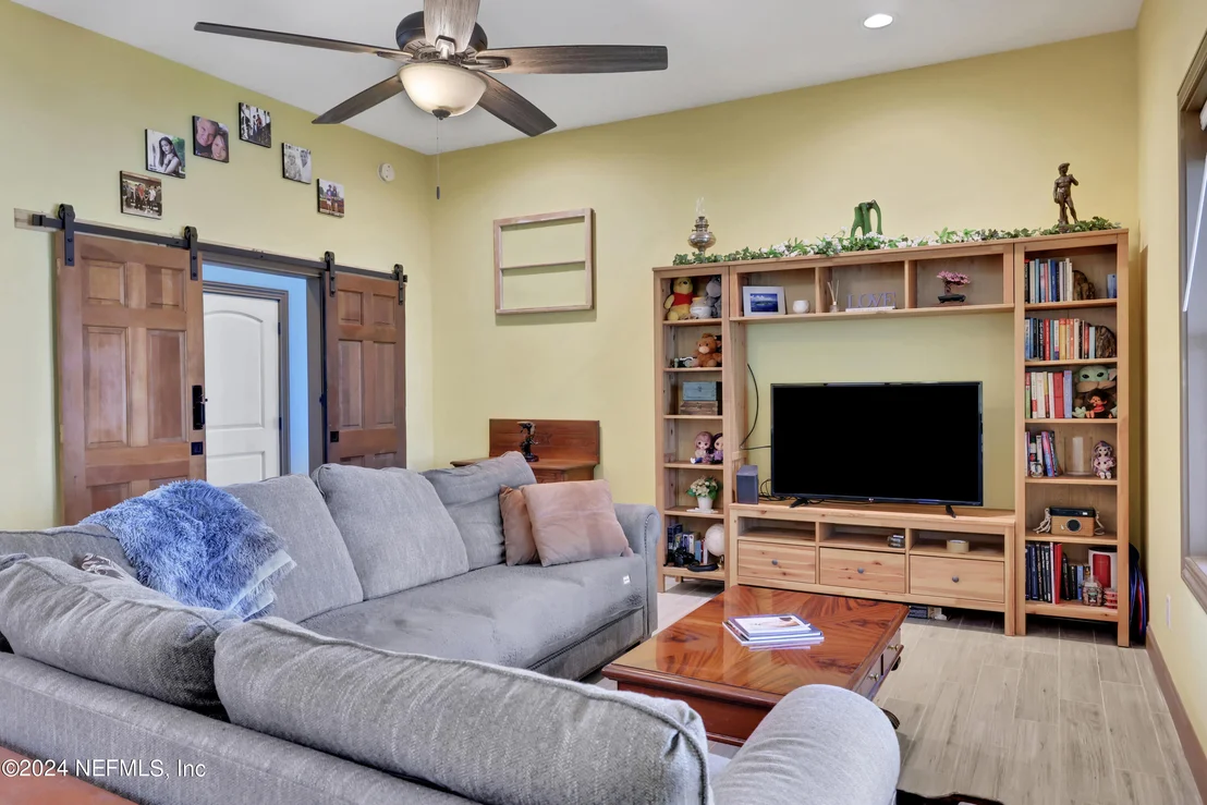 Photo of 2878 ADAMS Road