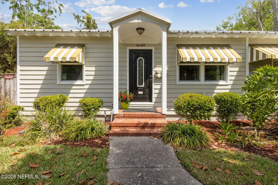 Photo of 4649 CAMBRIDGE Road