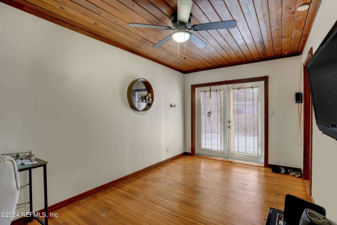 Photo of 2401 CALADIUM Road