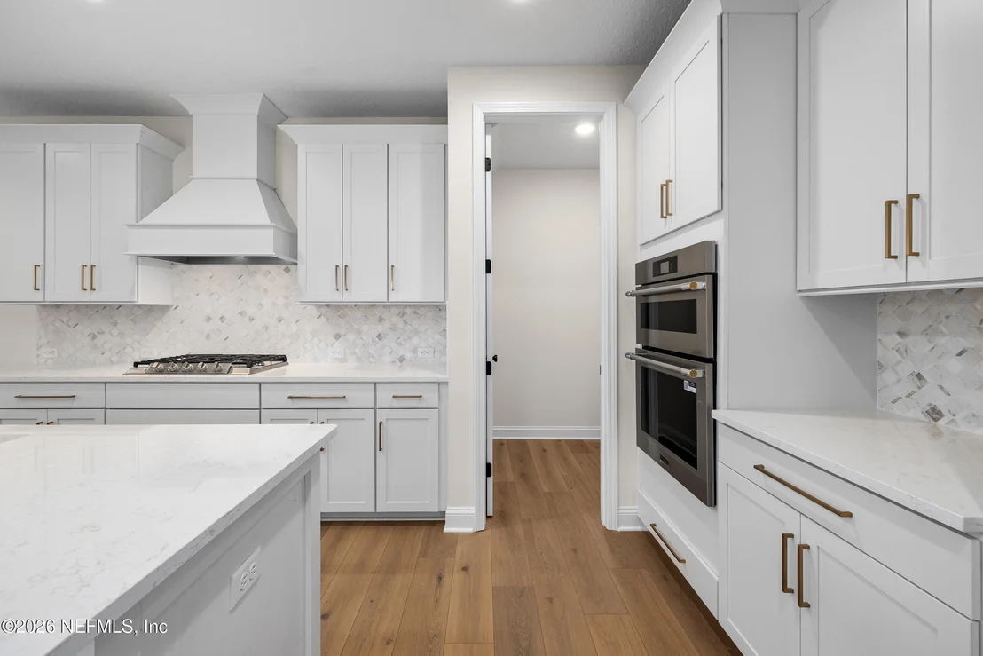 Photo of 319 SUTTON Drive