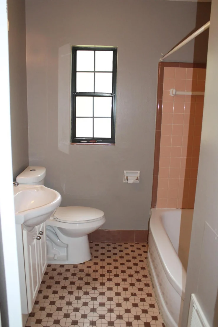 Photo of 1241 JOHNS Drive